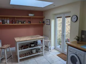 Cheerful, central townhouse - Image 4