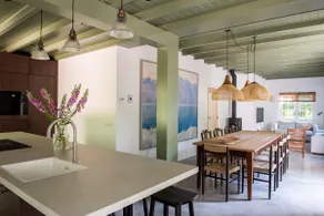 Spacious family house with large garden & wood-burning stove - Image 3