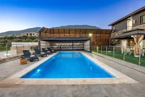 B&B in the village - Family suite with shared heated pool - Image 4
