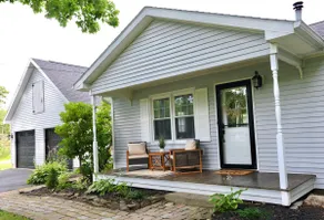 Quiet Country Cottage Close to Downtown Saratoga - Image 2