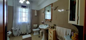 Apartment in a villa - Image 5