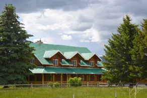 Country Cabin 25 Acres w/pond - Image 2