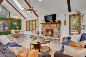 Lakeview Chalet | Arcade | Fire Pit | Lake Access - Image 5