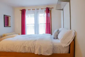 Cozy Allentown Home - Image 2