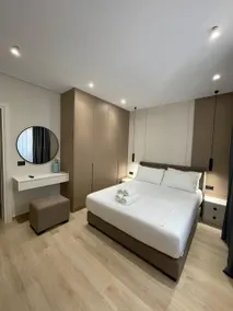 Luxury City Center Apartment! - Image 2