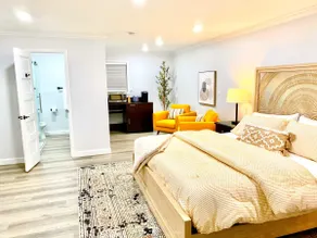 The Sonoma Suite - Image 2
