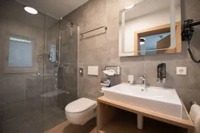 Superior Suite - Image 2