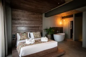Luxurious Suite;Stunning Sunsets 2nd floor - Image 3