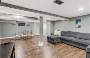 Cozy Fenced Home Near Zoo & Golf Course. - Image 3