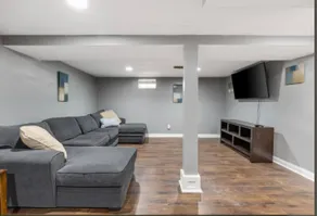 Cozy Fenced Home Near Zoo & Golf Course. - Image 5