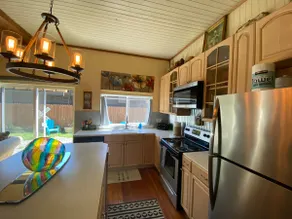 Cozy Index Cottage*Close To Hiking* - Image 5