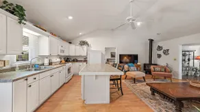 Serenity Retreat-Peaceful, Pet-Friendly, Escape - Image 3