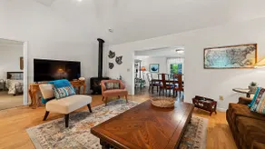 Serenity Retreat-Peaceful, Pet-Friendly, Escape - Image 4