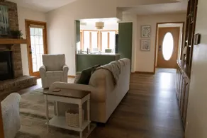 Warm, inviting home in the heart of Pella - Image 3