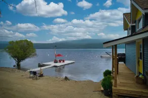 Shuswap Lake Sunnyside Cottage - Image 4