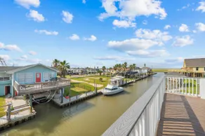 Water Front House W/Boat slip - Image 5