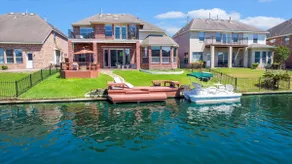 Luxury Executive/4 Insurance and Corporate Housing - Image 2