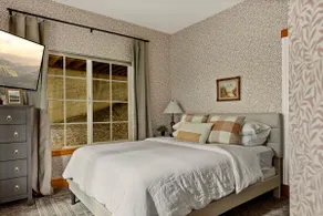 Double bunks/pool table/fireplaces/views - Image 5