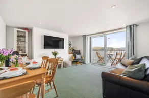 N ° 42 The Salcombe - Image 2