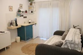 Quiet unit for a couple in Moshav Amnon - Image 3