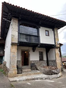 The Busgosu Shelter - Image 2