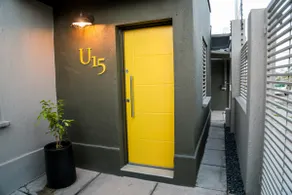 7 minutes from the airport/with barbecue and garage - Image 5