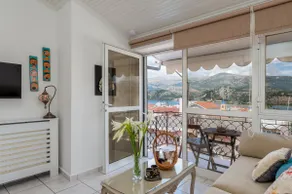 Superb downtown flat with sea-view - Image 3