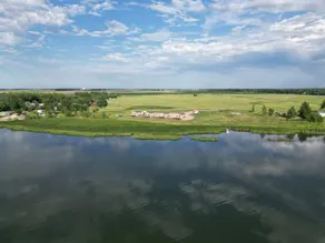 6 Mile Lodge - Image 2