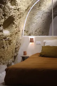 The semi-troglodyte house of happiness - Image 2
