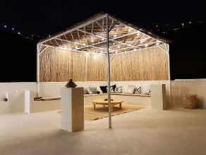 Entire house with private rooftop - Image 2