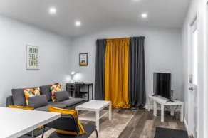 Centrally located 4BR, 2B Home - Image 2
