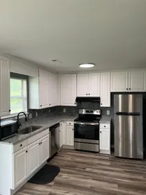 Beautiful Home In Greenville - Image 3