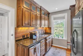 Chic Downtown 2BR Condo walk to The Well Arena - Image 3
