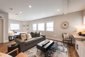 LavenderLane Studio/District 1881 - Image 3