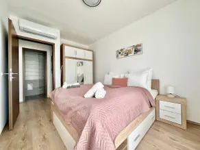 Zamárdi One Bedroom Apartment by Hi5 Apartments - Image 2