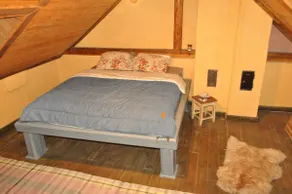 Country house , artistic atelier - Image 2