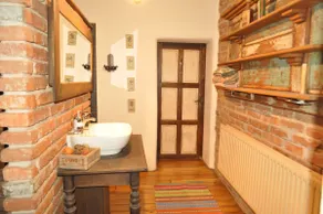 Country house , artistic atelier - Image 4