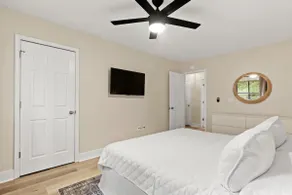 Entire Townhome Near Downtown Charleston & Airport - Image 2