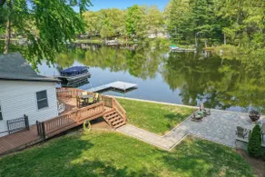 Perfect Lakeside Cottage - Image 3
