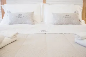 Milos - Image 3