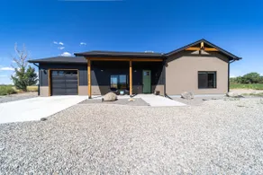 Modern Farmhouse - Hot Tub w/Privacy Views - Image 2