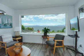 Sea Breeze: Panoramic Ocean Views with A/C - Image 4
