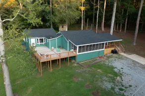 The Lakefront Deckhouse/Near Ft. Moore - Image 3