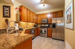 Luxurious 2BR Penthouse in the Heart of Seattle! - Image 2