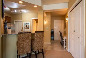 Luxurious 2BR Penthouse in the Heart of Seattle! - Image 4