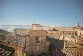 Designer apartment, historic center of Assisi - Image 4