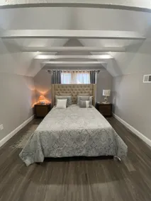 Stylish 3rd-Floor Hideaway – Perfect for Couples - Image 2