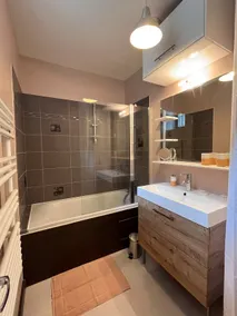 Apartment in the center of Houdan - Image 5