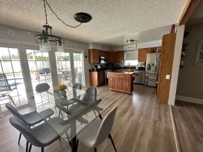 POOL home with Mini Golf! 3 BR/1BA - Image 4