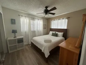 POOL home with Mini Golf! 3 BR/1BA - Image 5